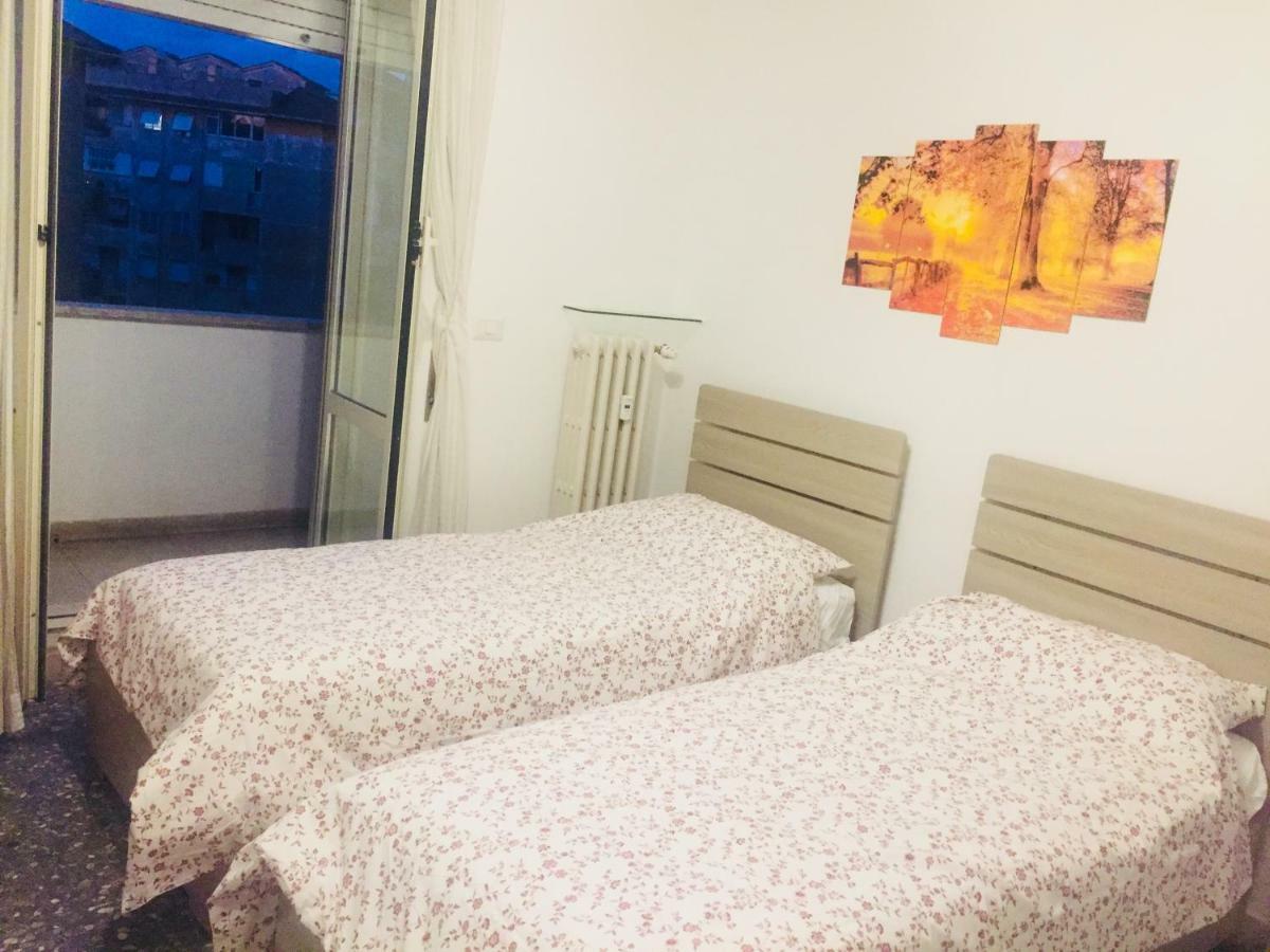Female Dormitory For Only Female Bed & Breakfast Roma Dış mekan fotoğraf